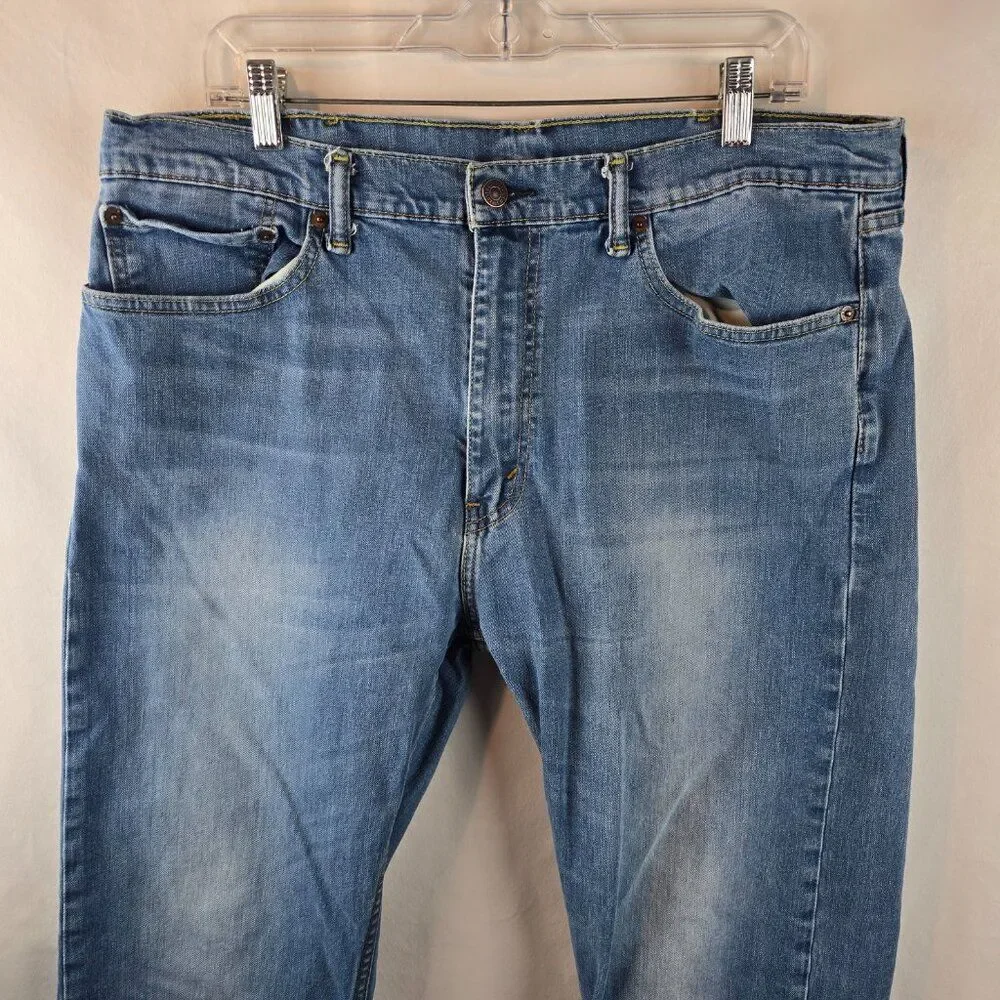 Levi’s 505 Jeans Mens 38x30 Blue Denim Straight Leg Regular Medium Wash Stretch